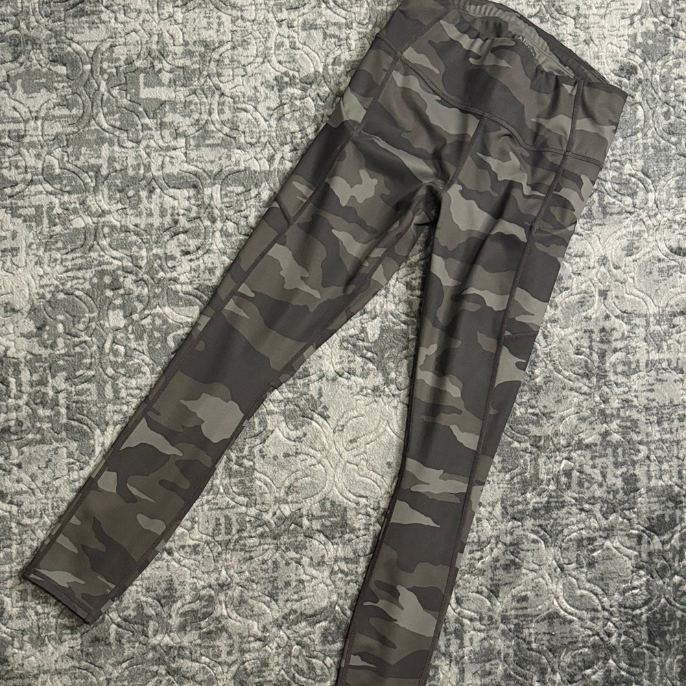 Athleta Women's Camouflage Leggings - Black and Gray